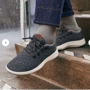 Allbirds Wool Runner Mizzles sneakers Size 9 Gray